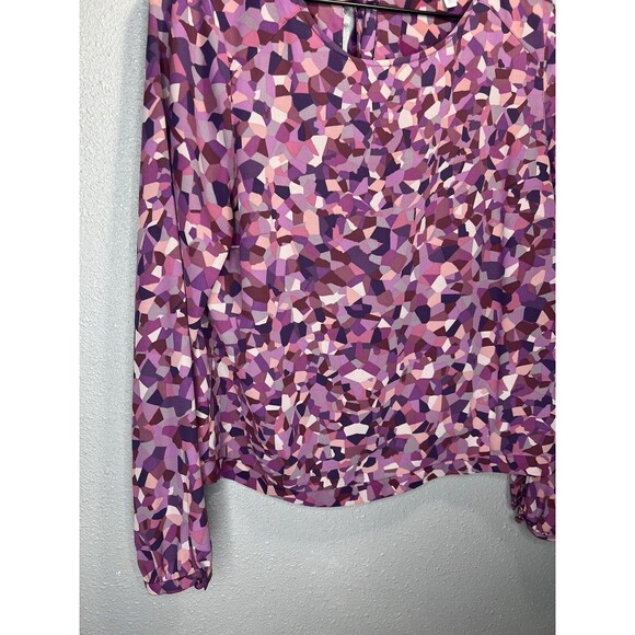 Cabi Kaleidoscope Blouse Size M Pink Purple Mosaic Long Sleeve Top Office - Picture 2 of 7
